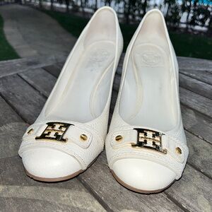 Tory Burch ‘Natalya’ Off White Wedge Shoes Size 8.5